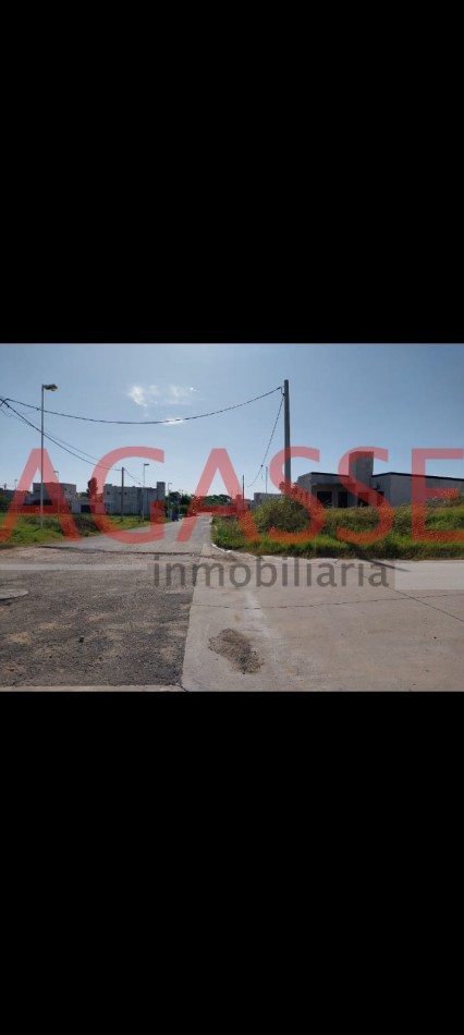 VENDO HERMOSO LOTE EN ESQUINA BARRIO MEDICO II