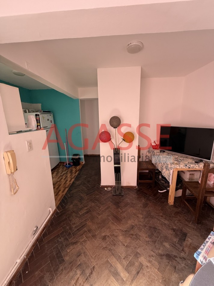 CALLE URQUIZA. CENTRO. VENDO DPTO DE 3 DORMITORIOS .