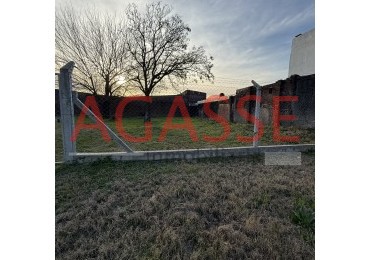 CALLE CORONEL UZIN VENDO TERRENO