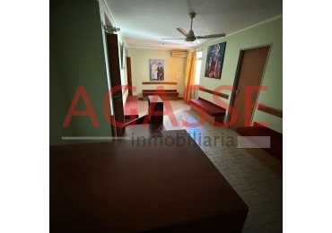 CALLE LIBERTAD. VENDO SEMIPISO APTO CONSULTORIOS.OFICINAS ETC.