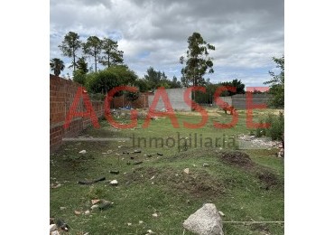 VENDO DOS TERRENOS . ESCRITURADOS